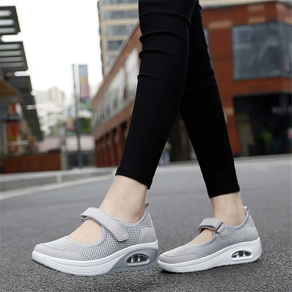 Home Office Setup Ideas - 36-41 Demi-season Colored Sneakers Walking Skates