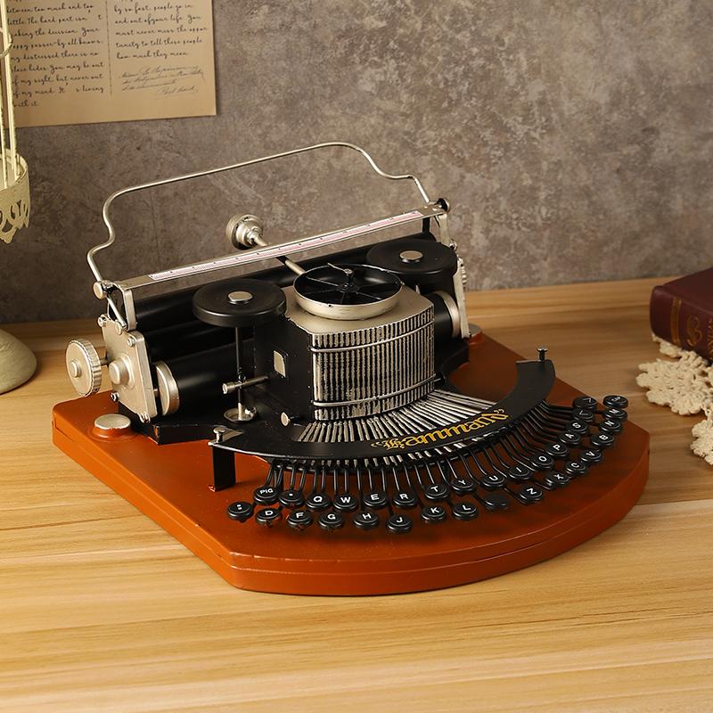 Vintage Typewriter Model for P - Home Office Industrial Style recension och pris